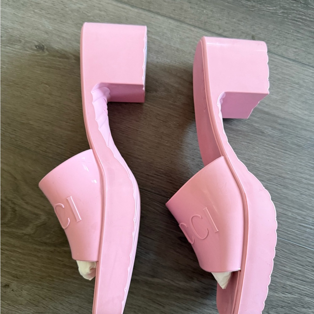 Gucci Woman’s Shoe Pink  Embossed Logo Mules woman’s 41 - Picture 5 of 6